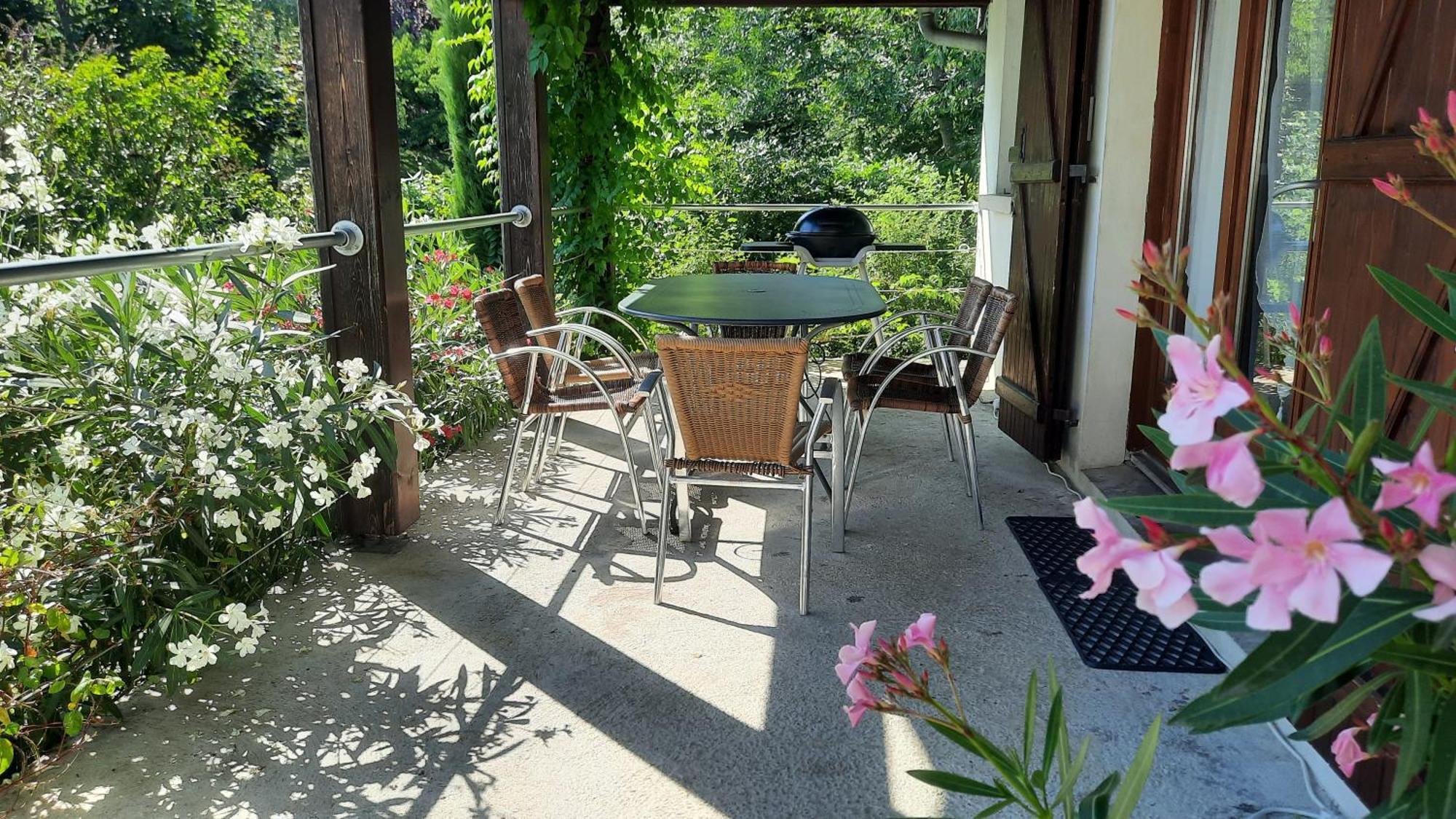 Dependance Guest House Proche Lyon Craponne Exterior foto